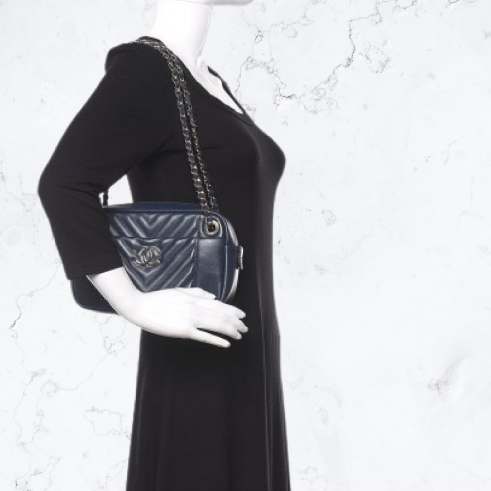 Chanel Calfskin Quilted Daily Chevron Camera Case Navy Blue - Picture 2 of 16
